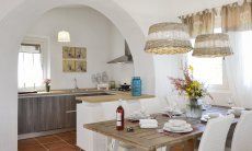 Li Conchi 1 | Dining area and a direct view towards the kitchen Dining room