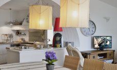 Li Conchi 8 | Dining area with a view towards the open kitchen Dining area