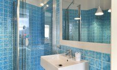 Li Conchi 8 | Ensuite bathroom of the first bedroom Bathroom