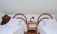 Villa Maria Lina | Attic bedroom with two single beds Attic bedroom with two single beds