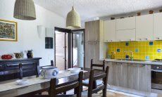 Villa Gaia | Fully equipped kitchen with dining table and garden access Fully equipped kitchen with dining table and garden access