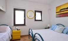Villa Gaia | Bedroom 2 with 3 beds Bedroom 2 with 3 beds