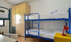Villa Gaia | Bedroom 3 with 2 bunk beds and storage space Bedroom 3 with 2 bunk beds and storage space