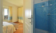 Li Conchi 7 | Bathroom 1, related to the first bedroom Ensuite bath with shower Li Conchi 7