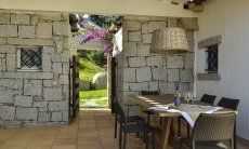 Li Conchi 7 | Dining area outside Dining table on the partially roofed terrace of Li Conchi 7