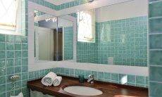 Li Conchi 10 | Ensuite Bathroom Ensuite Bathroom with shower Li Conchi 10, Cala Sinzias