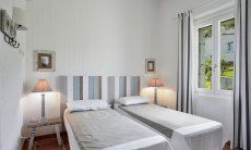Li Conchi 26 | Bedroom 2 with two single beds Bedroom 2