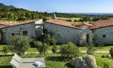 Li Conchi 28 | Garden with sunbeds Garden
