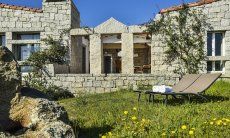 Li Conchi 42 | Entrance to the terrace from the garden House and Terrace