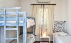 Villa Domus 9d | Bedroom 2 with single bed and bunk bed Bedroom 2 with single bed and bunk bed