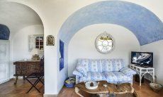 Penthouse Domus 16 | Living room in Costa Smeralda style Domus di Pitrizza