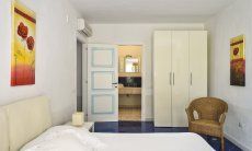 Villa Torretta Chia | Bedroom 2 with double sized bed and ensuite-bathroom Bedroom 4 with double sized bed and ensuite-bathroom