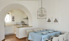 Li Conchi 37 | Dining inside with kitchen Dining inside with kitchen