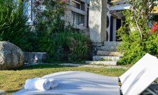 Casa 8 | Relaxing in the garden New Photos