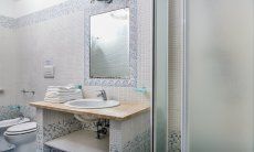 Apartment Castededdu 5 | Bathroom with shower and bidet Bathroom with shower and bidet