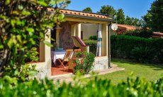 Villa Alessia | Garden and terrace with dining area Garden and terrace with dining area