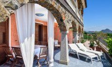 Apartment Castededdu 4 | Spacious terrace with sea view Castededdu 4