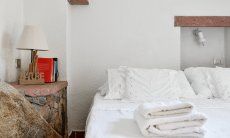 Apartment Nido 4 | Bedroom with a double bed Bedroom with a double bed
