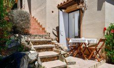Apartment Nido 4 | From the street 50 steps take you to the house Entrance, 50 steps to reach Nido 4