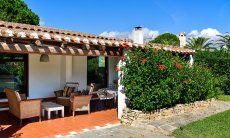 Villa Bua | Roofed terrace with loung furniture Villa Bua