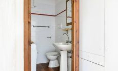 Casa Meloni 2 | Extra WC with washing machine Extra bath with washing machine Meloni 2 in Sant Elmo