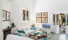 Villa Pola | Living room with sofa, tv and view of the garden Living room with sofa, tv and view of the garden