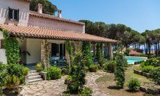 Villa Pola | House with shady terrace, pool and sea view Villa Pola, Santa Margherita di Pula