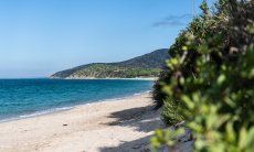 Beach Baccu Mandara, Torre delle Stelle