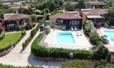 Villa Maestrale | View of the house, private pool, parking spaces and terraces Villa Maestrale, Cala Ginepro, North Sardinia
