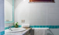Villa Maestrale | Bath 2 downstairs with shower Villa Maestrale, Cala Ginepro, Olbia