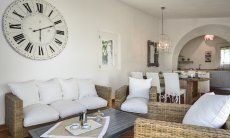 Li Conchi 28 | Living room with dining table Li Conchi 28, Cala Sinzias