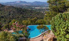Villa Aquila Giardino | View from the garden onto the pool and the surroundings New Picture
