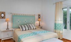 Li Conchi 44 | Master bedroom with view into the garden New Picture 2025