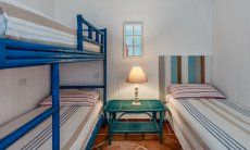 Li Conchi 33 | Bedroom 2 New Picture 2025