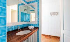 Li Conchi 44 | Bathroom 2 New Picture 2025